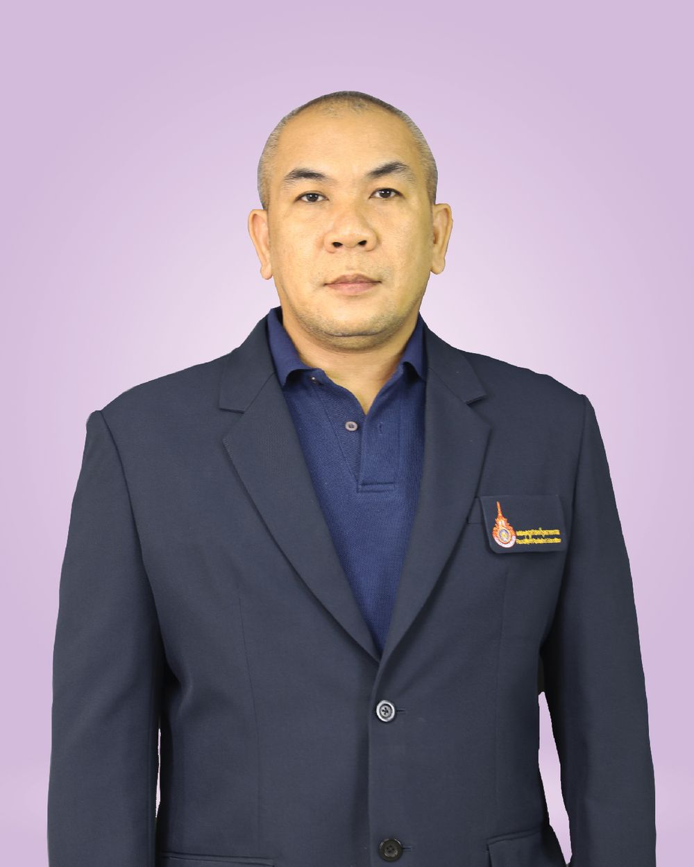 ธีรพงศ์ บ่ายเที่ยง